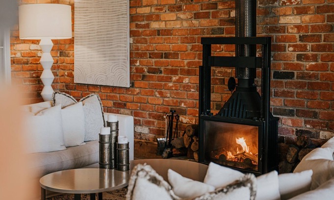 Pipers Creek House | The Barn at Crofters Fold ~ Daylesford Macedon Region ~ Bohemian Barn!