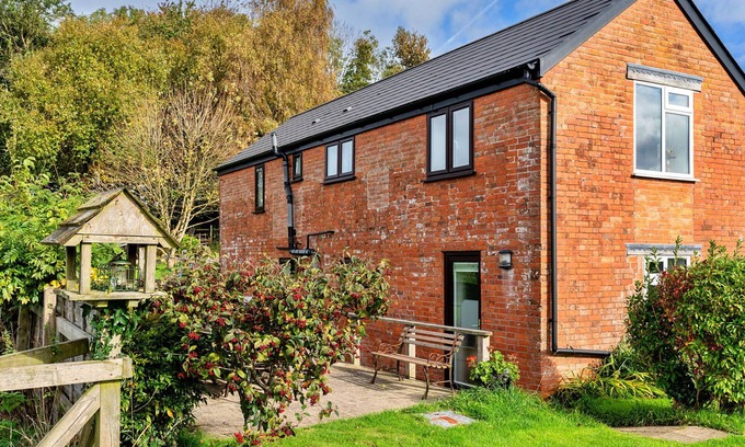 Cornwall House | The Barn at Prowses Farm by Interhome