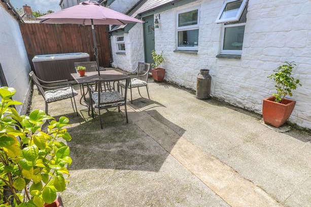 Narberth Cottage | The Barn at Waunlippa