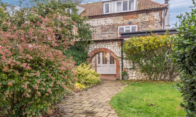 Burnham Overy Staithe House | The Barn