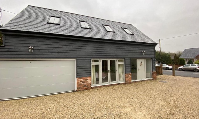 North Marston Apartment | The barn