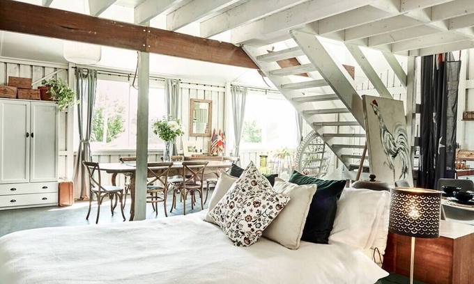 Heathcote House | The Barn Heathcote - Rural Escape