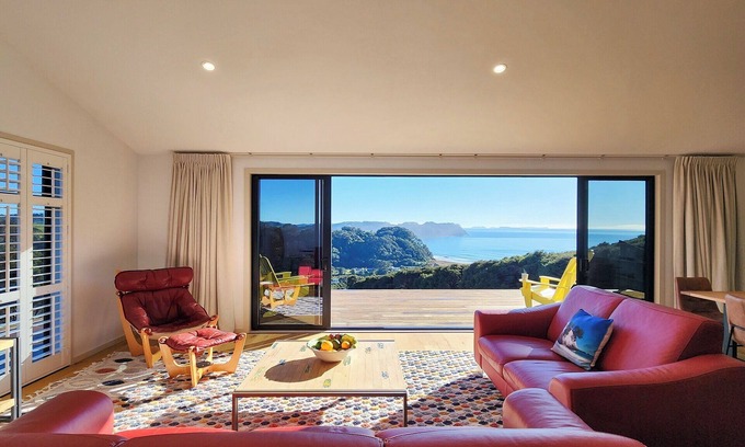 Hot Water Beach House | The Barn Hot Water Beach, The Barn Hot Water Beach