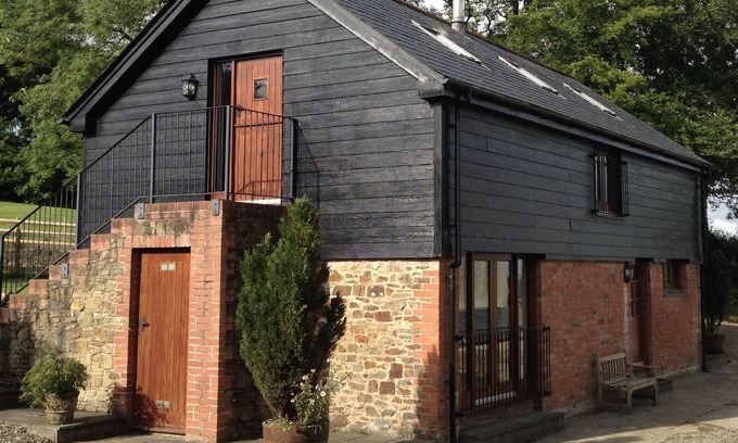 Holsworthy Other | The Barn In The Yard