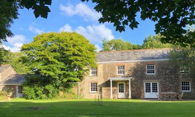 Bodmin House | The Barton at Boconnion w/Swedish Hot Tub