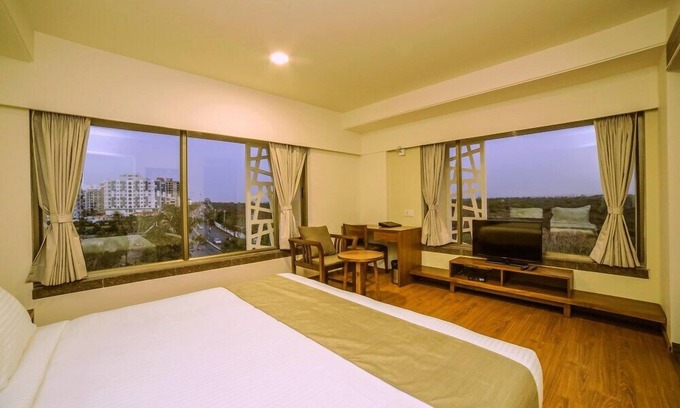 Bhavnagar Hotel | The Basil Park