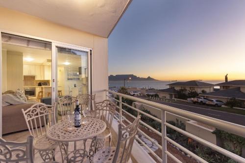 Bloubergstrand Apartment | The Bay A101 by Host Agents