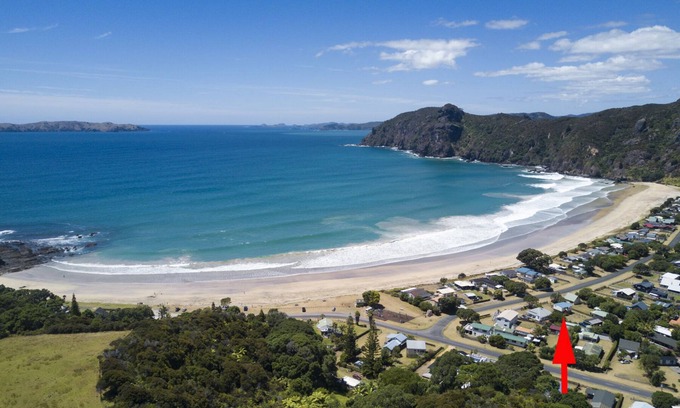 Taupo Bay House | The Beach Bach - Basic kiwi bach perfect for a relaxing holiday.