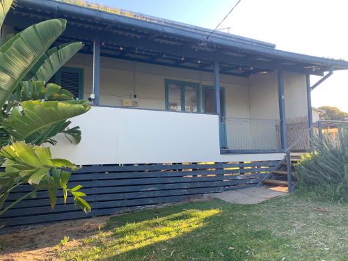 Guilderton House | The Beach Cottage - Fenced Yard - Close to Beach and River mouth