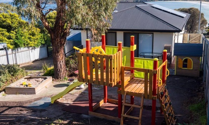 Primrose Sands House | The Beach escape @ Primrose Sands