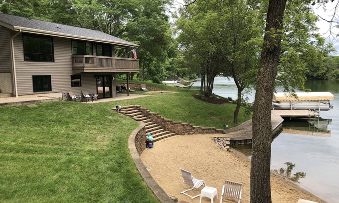 Putnam House | The Beach House