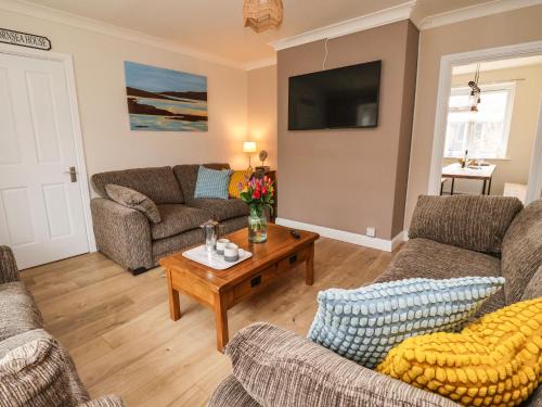 Hornsea House | The Beach Huts
