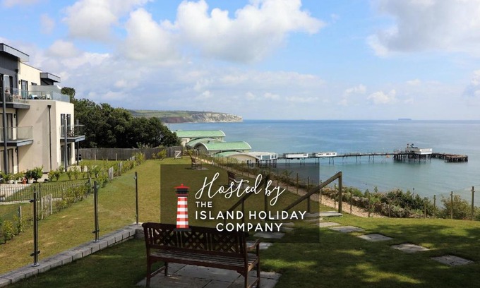 Sandown Apartment | The Beach Retreat