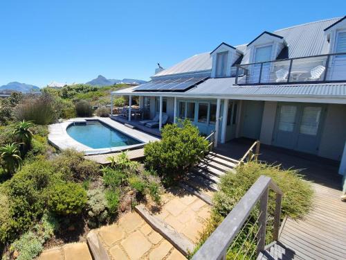 Kommetjie Villa | The Beach Retreat