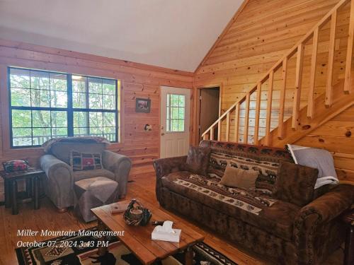 Young Harris House | The Bear Foot Retreat