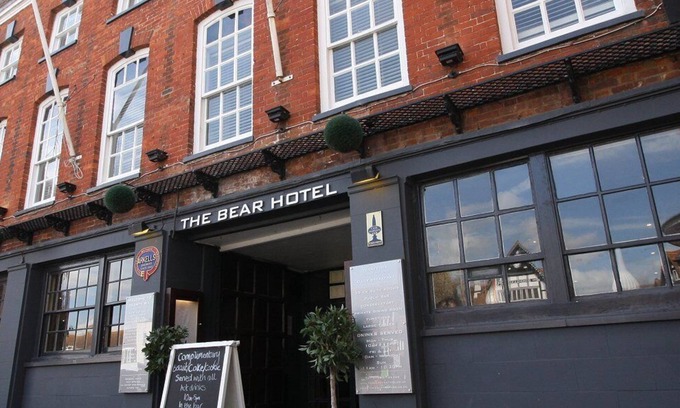 Wantage Hotel | The Bear Hotel