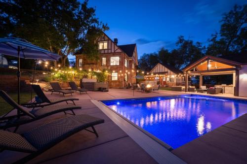 Grand Junction Apartment | The Beatrice Estate estate