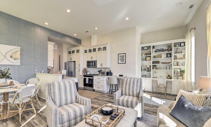 Morehead City Apartment | The Beaufort Flat Near Downtown and Waterfront!