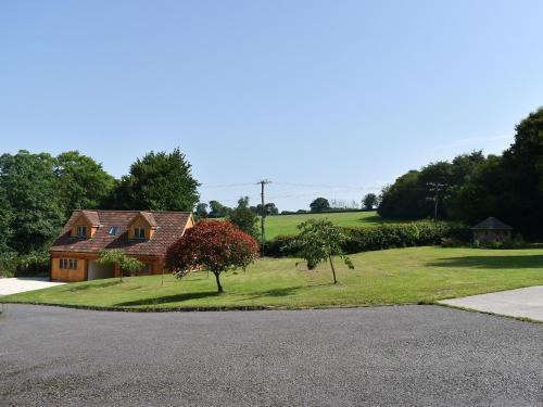 Chard House | The Bee Hive