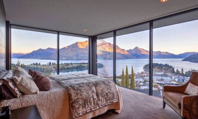 Queenstown City Centre Villa | The Belfast