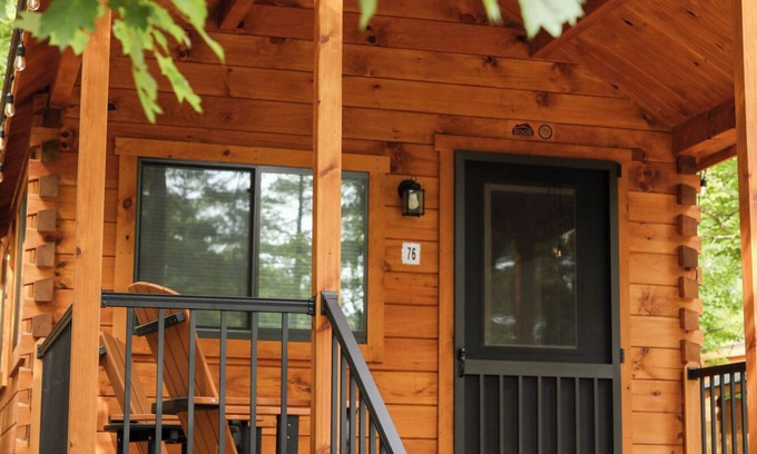 Mingoville Cabin | The Bellefonte Campground presents: Tiny Home | 1 Bedroom with HOT TUB