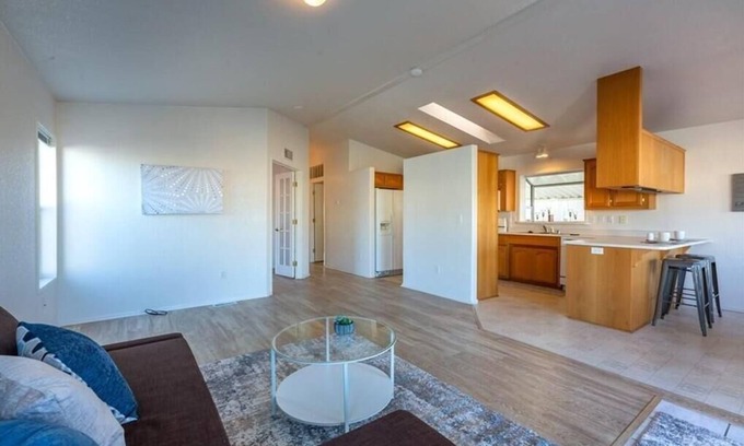 Harbor House | The Belmont Shore Area Of Long Beach