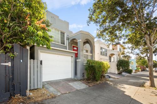 South Berkeley Apartment | The Berkeley Haven