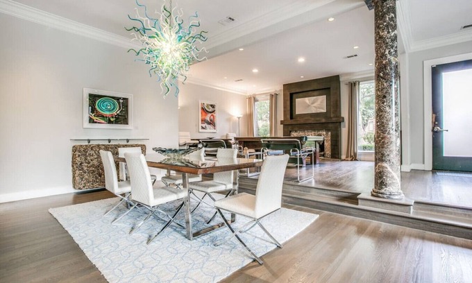 Lake Highlands House | The Best Dallas Has with Heated Pool and Spa