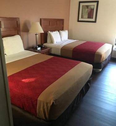 Markham Hotel | The Best Inn & Suites
