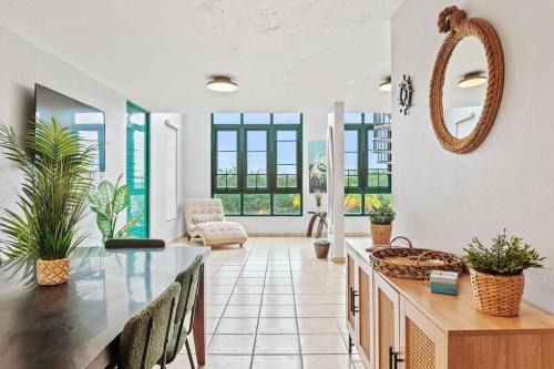 Mediania Alta Apartment | The Best PentHouse In Aquatika Pool Front