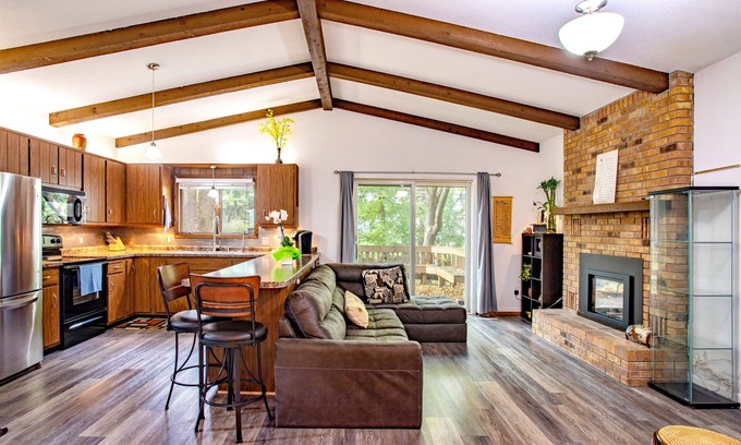 Rochester House | The BEST Stay in Town: See Pictures to Believe