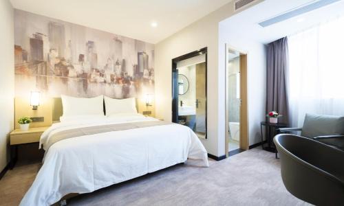 Tangxia Hotel | The Best Time Hotel Pazhou-Free shuttle bus for canton fair