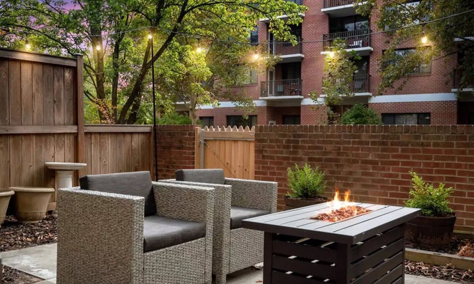 Ballston House | The BEST★Gorgeous & Luxurious Home★ Walk to Metro