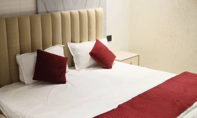 Meerut House | The Bhutani Heritage - Hotel in Meerut