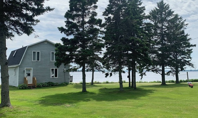 Bayside Cottage | The “Big” Cottage