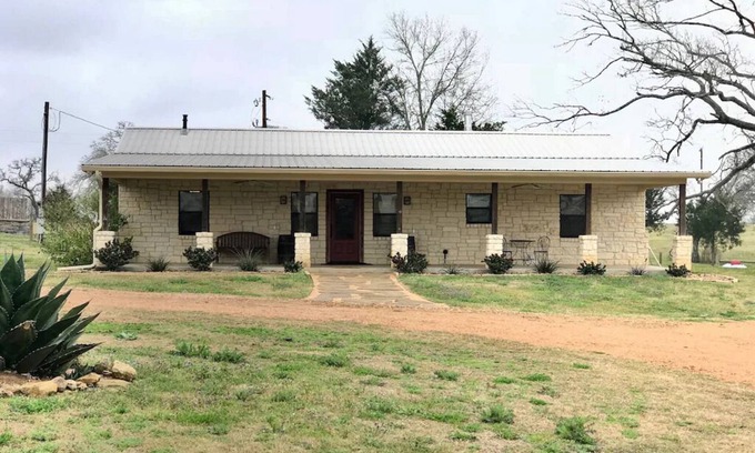 New Ulm House | The Biggs House - StarHill Farms