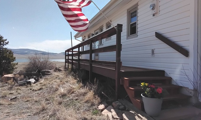 Lake George Cabin | The Bighorn Cabin overlooking Elevenmile Canyon Reservoir