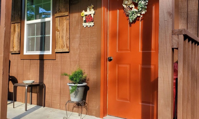 Macon Cabin | The BirdDog Farm Cabin #1