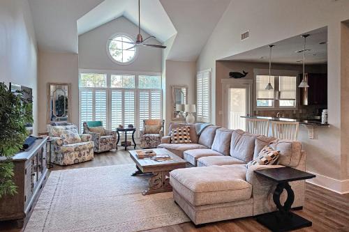 St. James Apartment | The Birds Nest