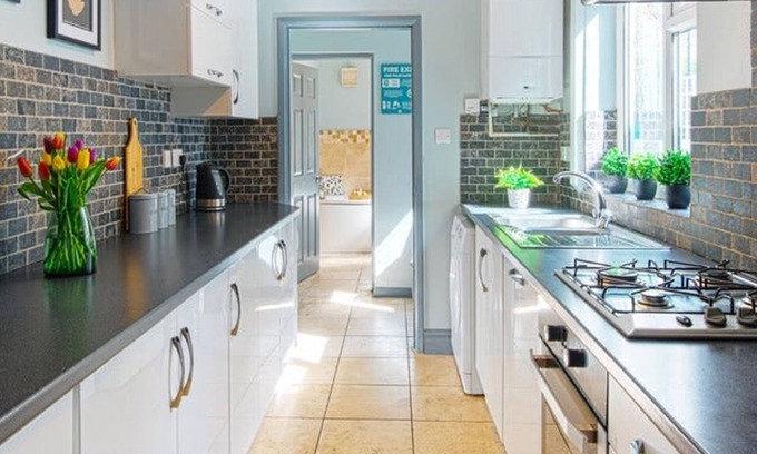 York Apartment | The Bishophill Gathering - Sleeps Up To 12 York