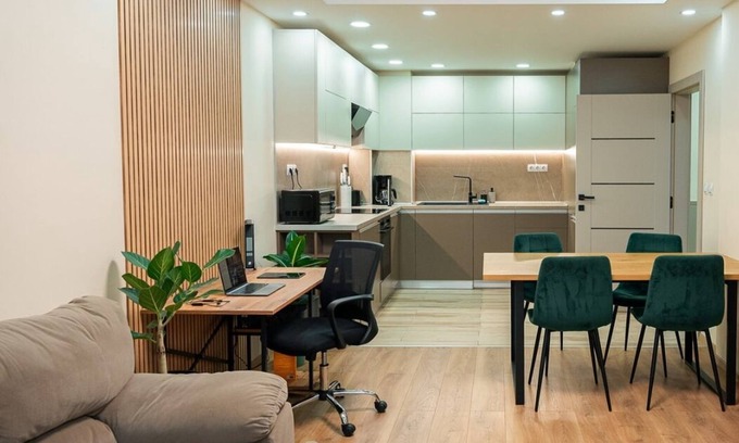 Plovdiv Center Apartment | The BizHub | FREE Gym Pass | Center
