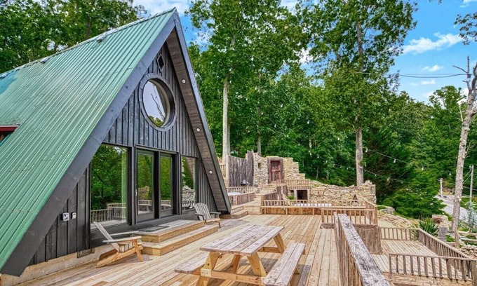 Haymarket Cabin | The Black Aframe ⛺️ - HOT TUB & ⛰Mountain Views
