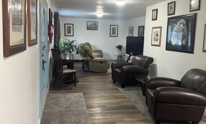 Central Okanagan Bed & Breakfast | The Blarney Place Retreat