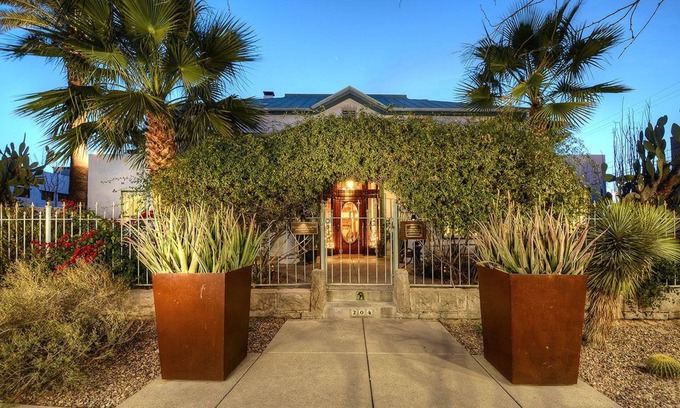 Downtown Tucson Hotel | The Blenman House Inn