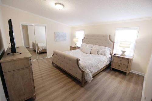 Cedar Bluff House | The Blessed Way 4 BD RM 3 BA Great for Large Groups