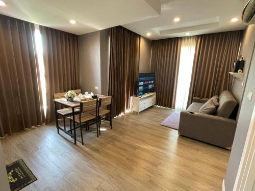 Saen Suk Apartment | The Blu X Family grand Suite