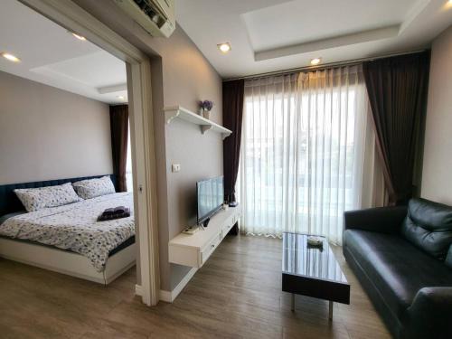 Saen Suk Apartment | The Blu X See Sea 88