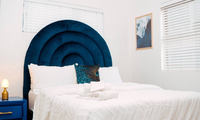 Lone Hill Apartment | The Blue Apollo - Luxury Apaprtment