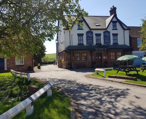 Weaverthorpe Hotel | The Blue Bell Inn
