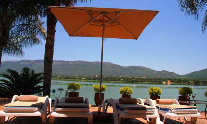 Hartbeespoort House | The Blue Crane Villa